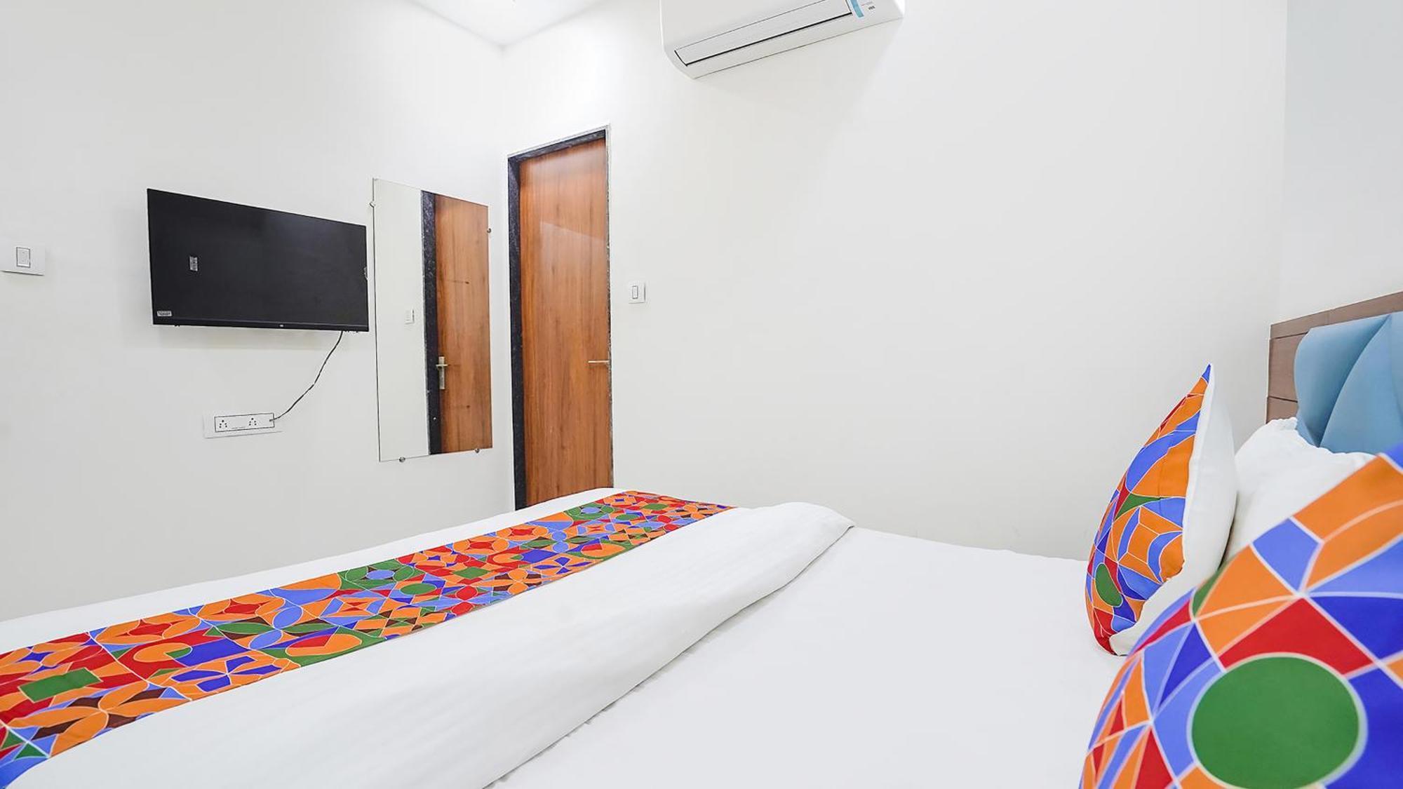 Fabhotel Vishala In Ahmadabad Zewnętrze zdjęcie