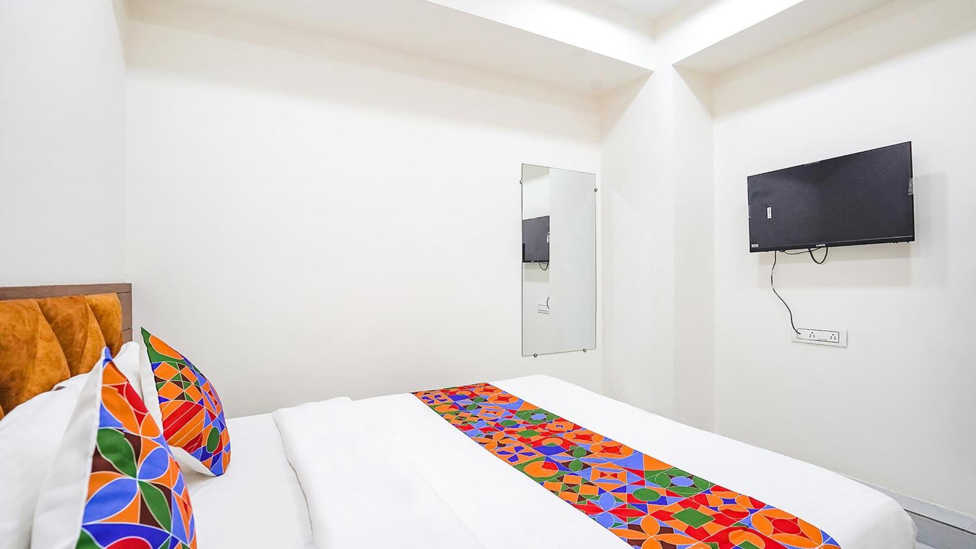 Fabhotel Vishala In Ahmadabad Zewnętrze zdjęcie