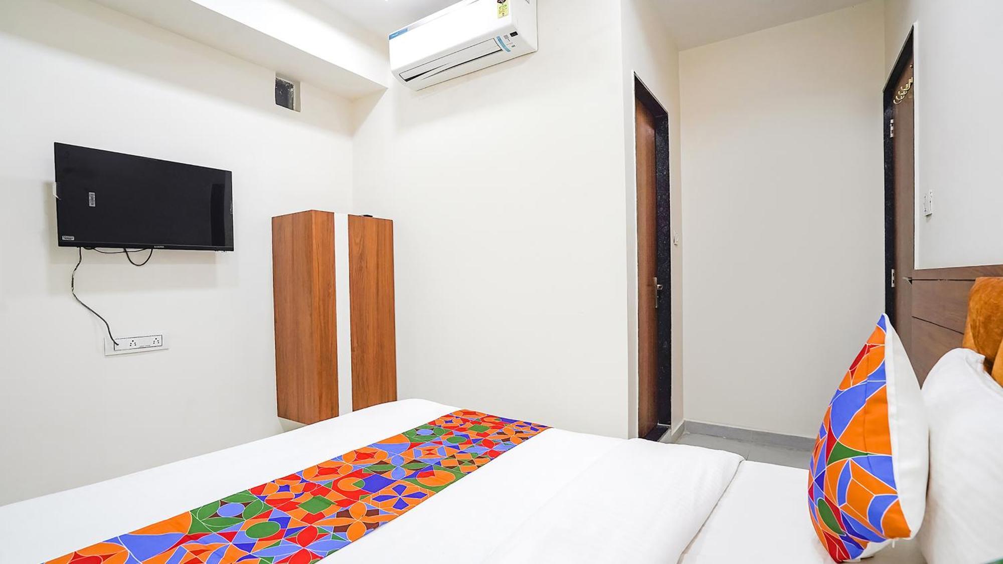 Fabhotel Vishala In Ahmadabad Zewnętrze zdjęcie