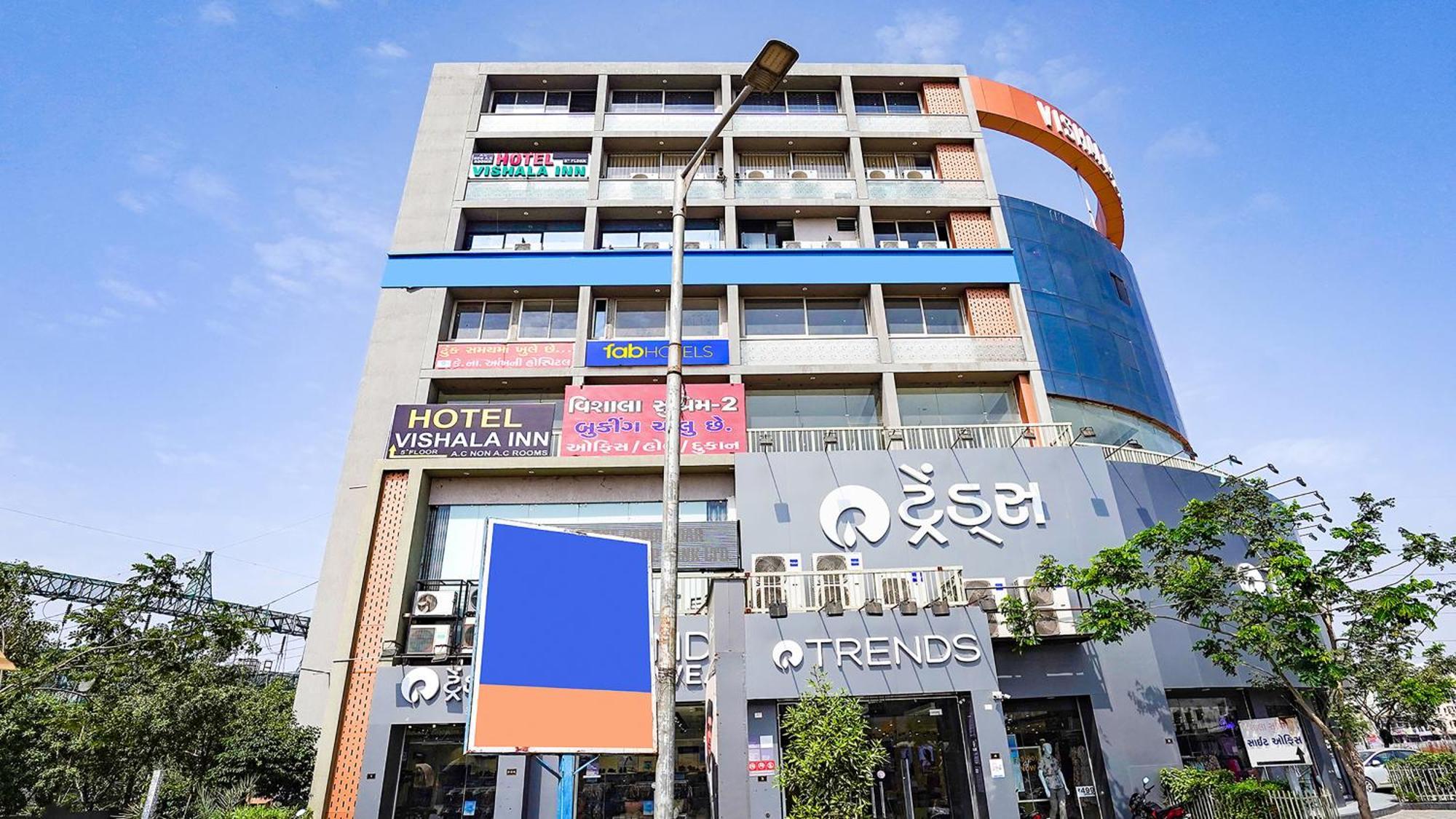 Fabhotel Vishala In Ahmadabad Zewnętrze zdjęcie